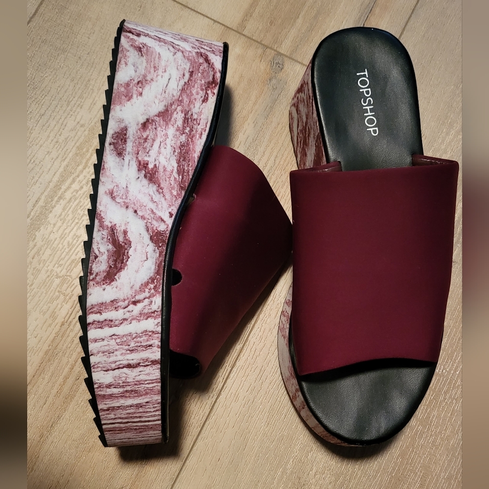 TOPSHOP - Rare Retro Burgundy Platform Sandals 6